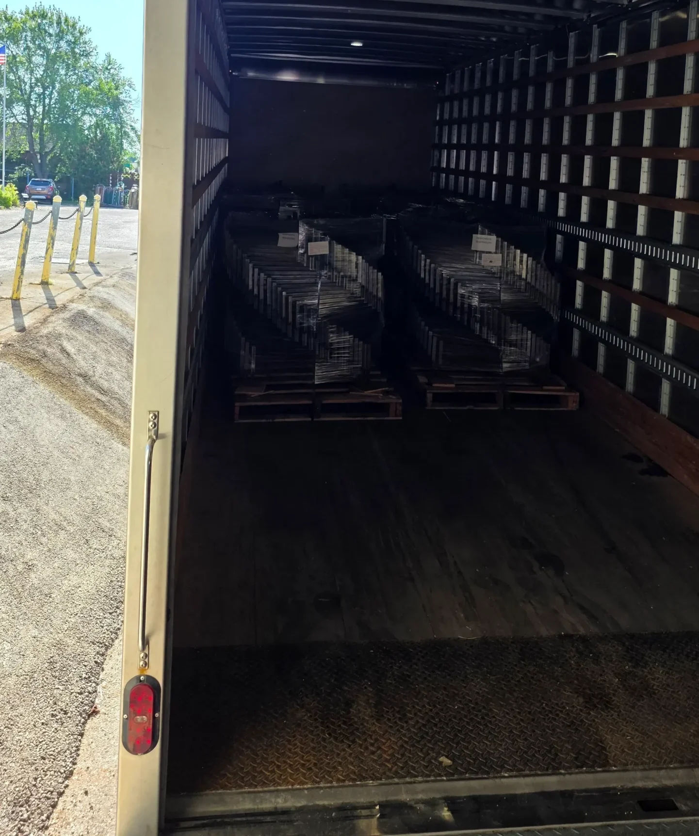 Strategic Same Day Courier Logistics Based in Sunset Hills, MO